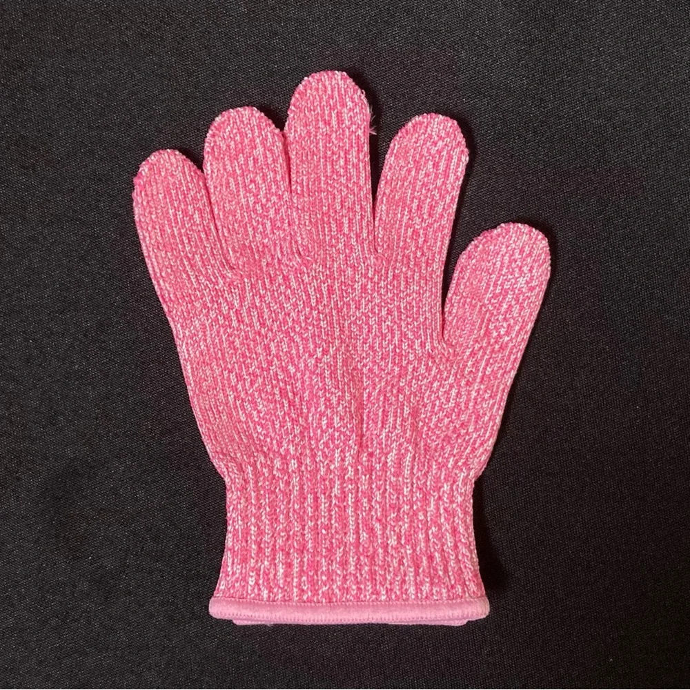 ⭐️ Pink and White Knit Little Girl’s Gloves Size Small Ages 5-7